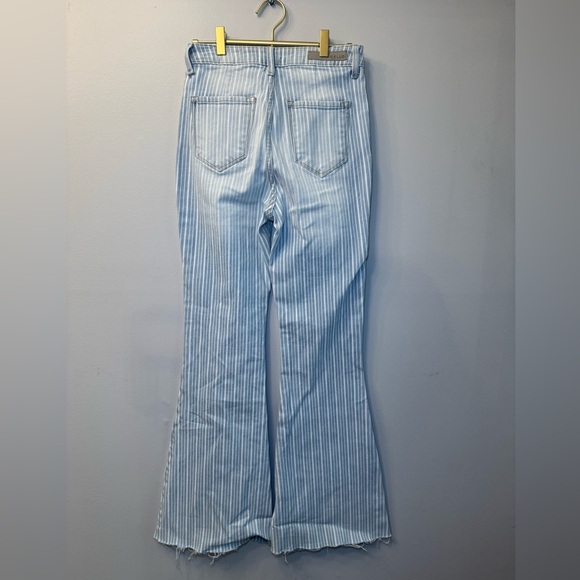 Cello‎ Womens Bell Bottom Flare Blue White striped Jeans raw Hem size 6 - Picture 3 of 10